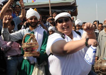 Turistas para combatir la pobreza