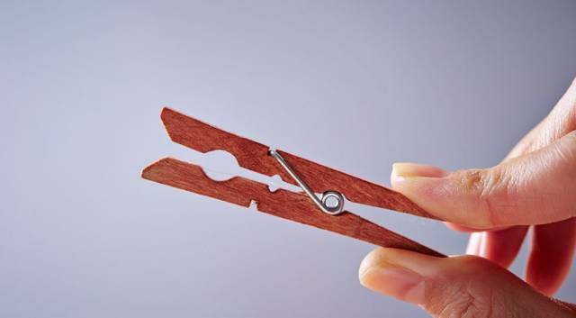 Para que tu coche huela bien solo necesitas una pinza de la ropa