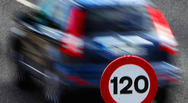 Las 6 claves que explican por qué no se aumenta el límite de velocidad