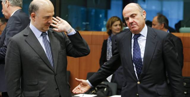 Moscovici conversa con Guindos.