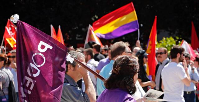 Podemos and IU supporters on Tuesday.