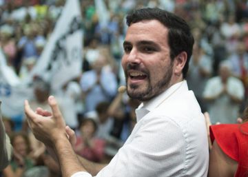 Alberto Garz&oacute;n en el mit&iacute;n de Sevilla.