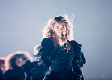 IMAGE DISTRIBUTED FOR PARKWOOD ENTERTAINMENT - Beyonce performs during the Formation World Tour at M&T Bank Stadium on Friday, June 10, 2016, in Baltimore, Md. (Photo by Andrew WhiteInvision for Parkwood EntertainmentAP Images)