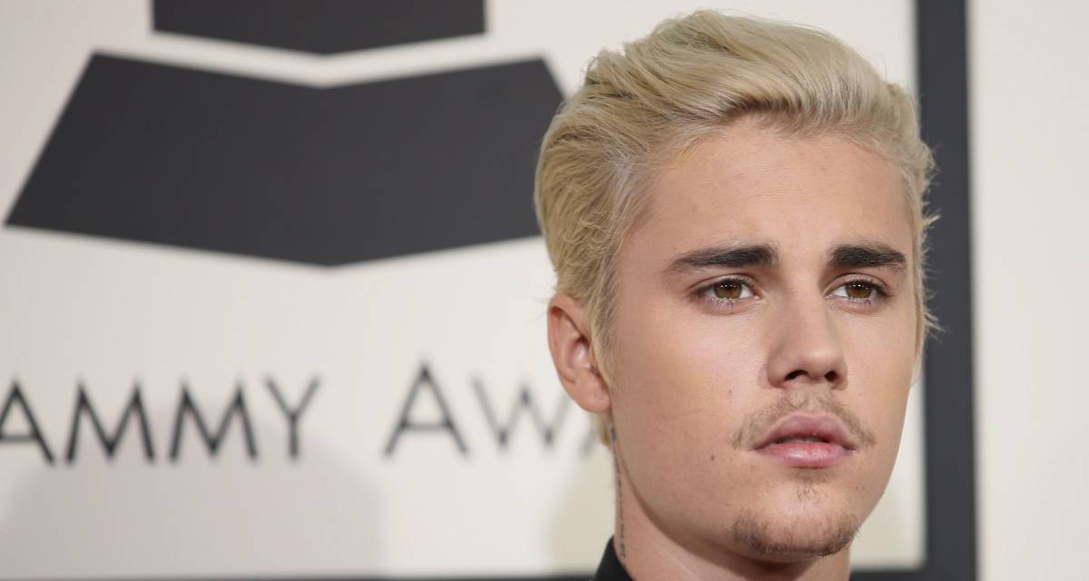 Justin Bieber hace un llamamiento desesperado para cerrar una web