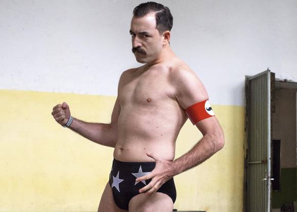 'Wrestling cañí': el espectáculo deportivo que arrasa en España