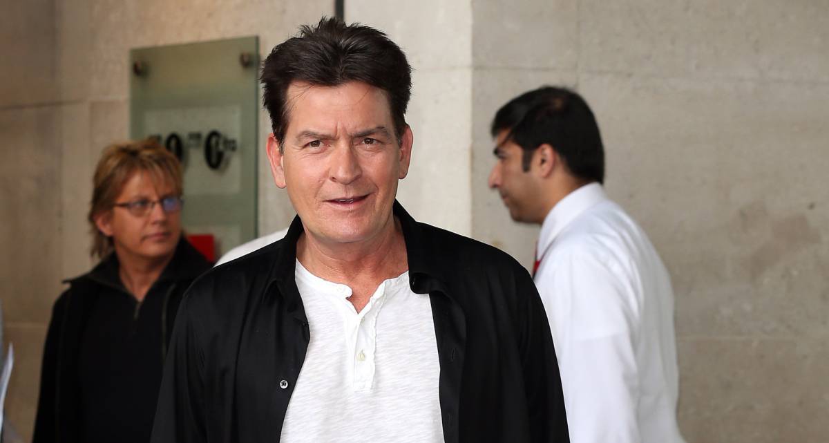 Charlie Sheen este jueves durante la presentaci&oacute;n de la marca de preservativos Lelo Hex.