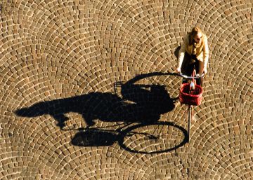 ¿Cómo se mantiene de pie una bicicleta? Sorprendentemente, es una cuestión mental