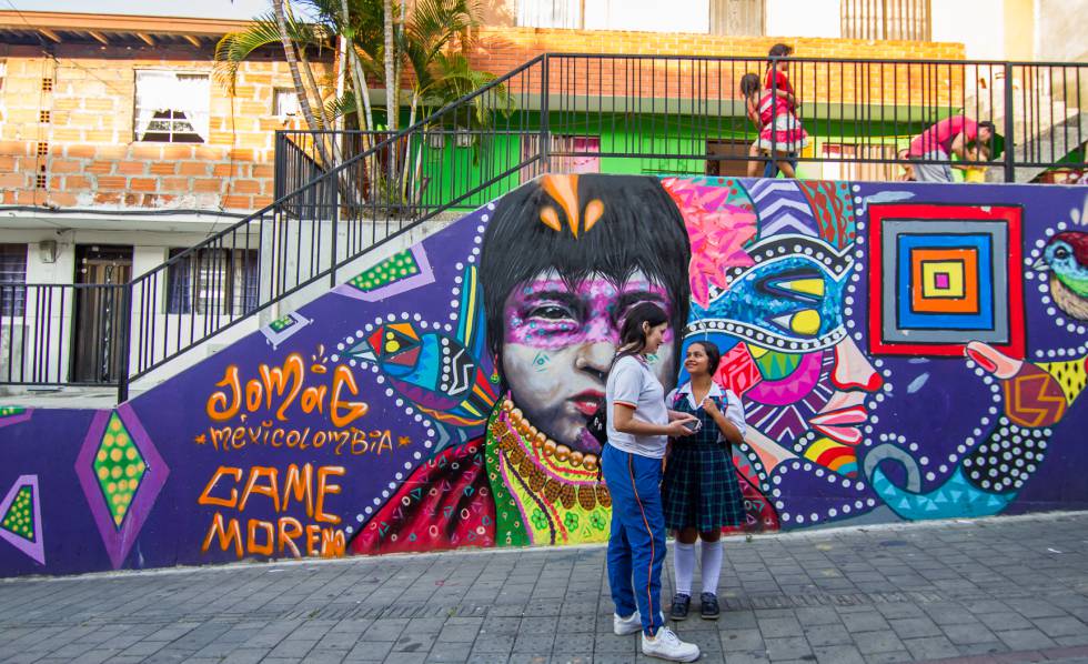 Medellin: Casa Kolacho: La violencia se cura con hip hop | Planeta ...