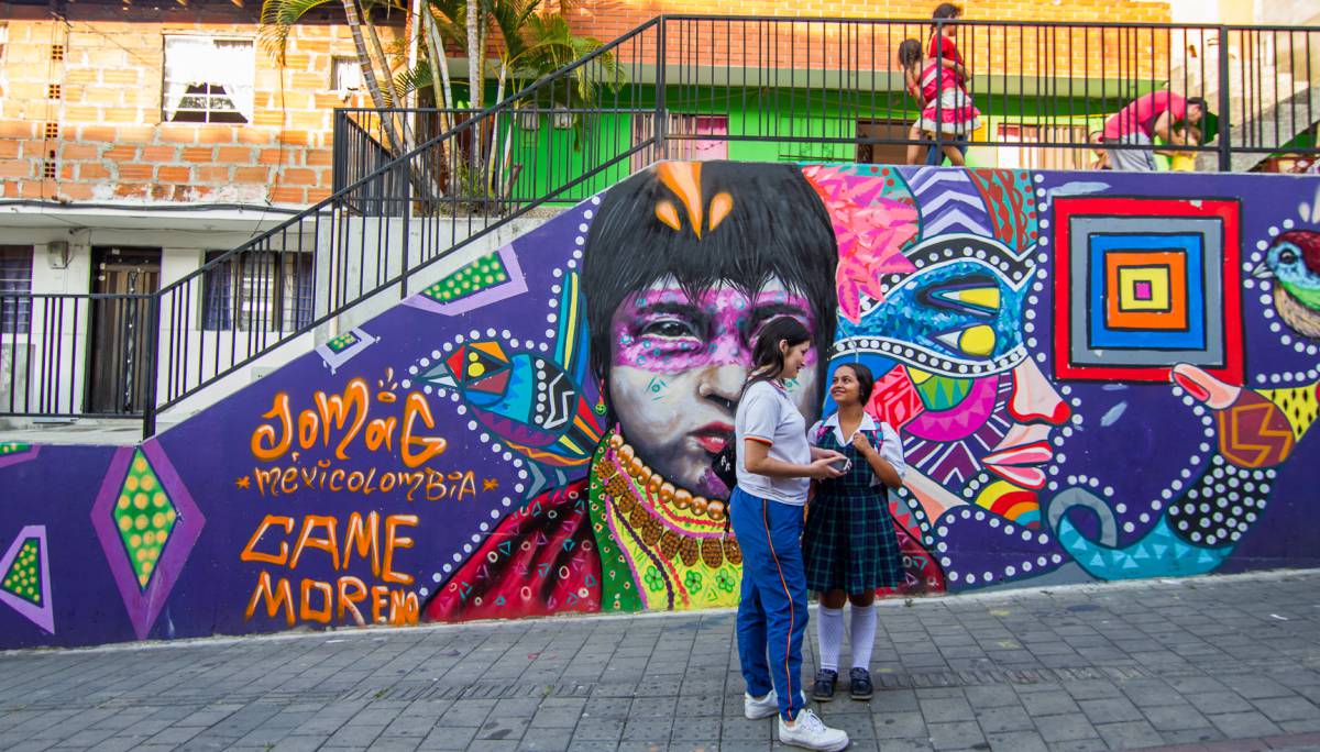 Un grafitti en la Comuna 13 de Medellín.
