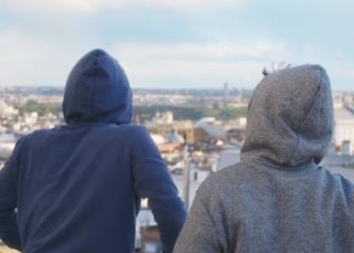 El corto oficial del Orgullo Gay: un arma contra la homofobia