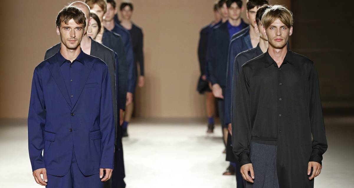 Más allá del traje