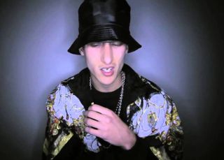 Todo lo que tienes que saber sobre Yung Beef, el icono del 'trap' español