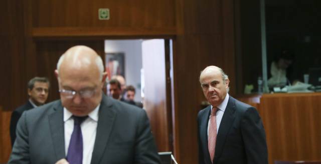 Economy Minister Luis de Guindos in Brussels.