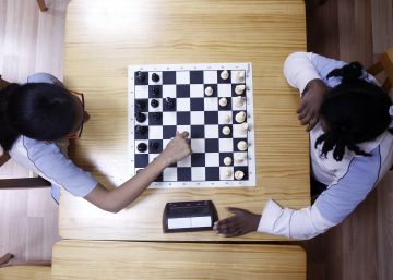 Las personas tienden a minusvalorar sus habilidades al competir contra un muy buen adversario.