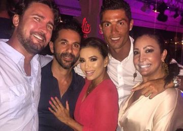 Pepe Bast&oacute;n, Eva Longoria y Cristiano Ronaldo en Ibiza.