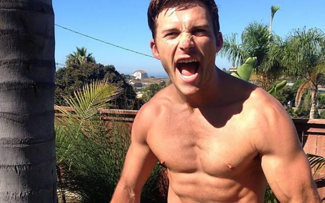 Dejen paso a Scott, el imponente hijo de Clint Eastwood