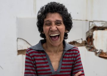 Maria da Penha en lo que fue la Vila Autódromo, ahora transformado en un campo de obras por causa de los Juegos Olímpicos.