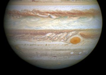 Detalle de la regi&oacute;n ecuatorial de J&uacute;piter con la Gran Mancha Roja