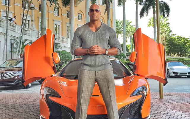 Solo tenía 7 dólares en el bolsillo; hoy es el actor mejor pagado del mundo