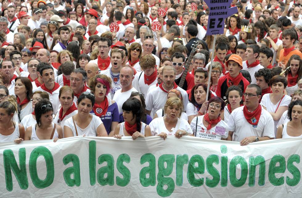 Concentración para mostrar la condena y rechazo ante la agresión sexual