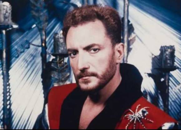 Tino Casal resucita 25 años después a través del 'crowdfunding'