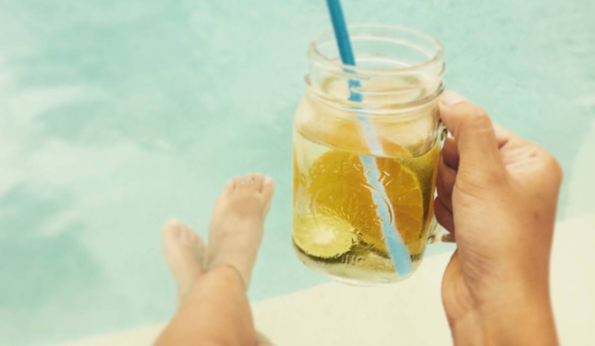 Esta es la razón por la que los dedos se arrugan al ponerlos en remojo