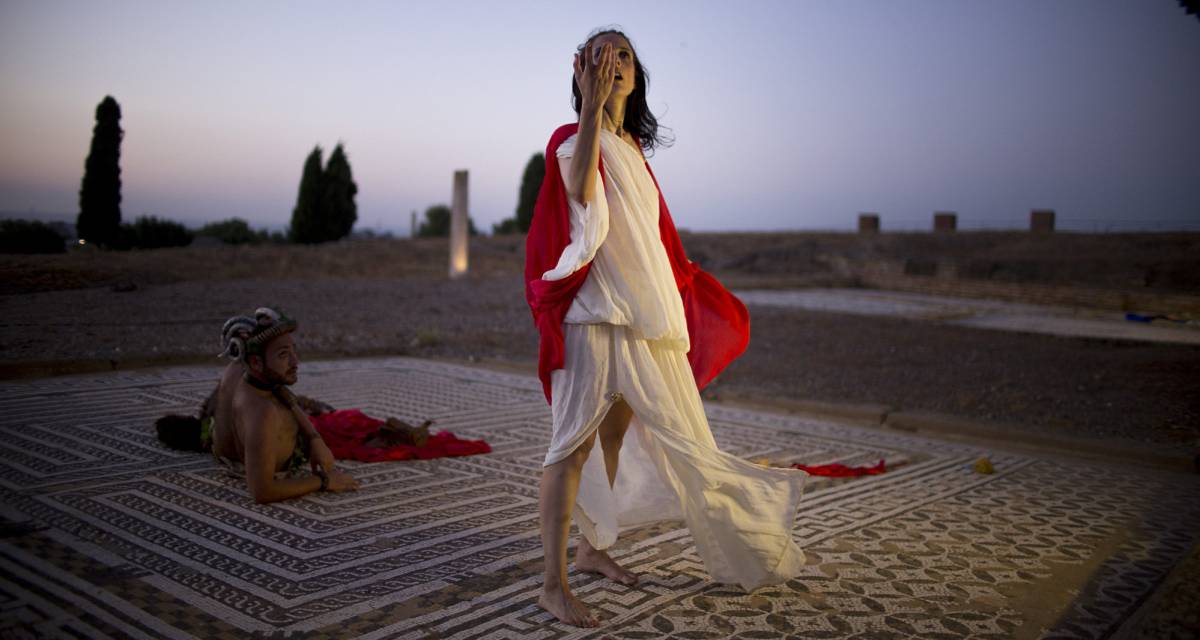 Espectáculo nocturno en Itálica, Sevilla.