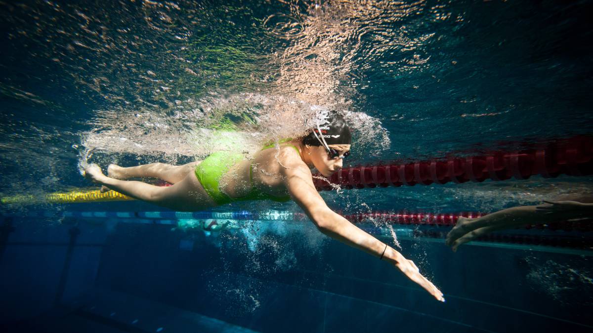 Yusra Mardini, nadadora siria, durante una sesión de entrenamiento en el el club de natación Wasserfreunde Spandau 04 de Berlín.