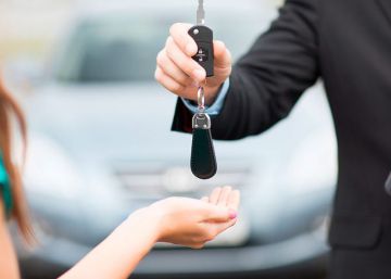 Las 7 preguntas que debes hacerte antes de alquilar un coche