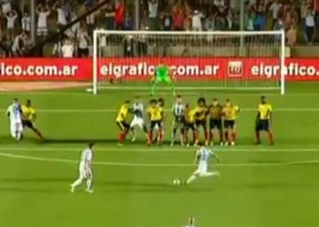 Messi vuelve a bajar del cielo: ¡Qué burrada su gol de falta!