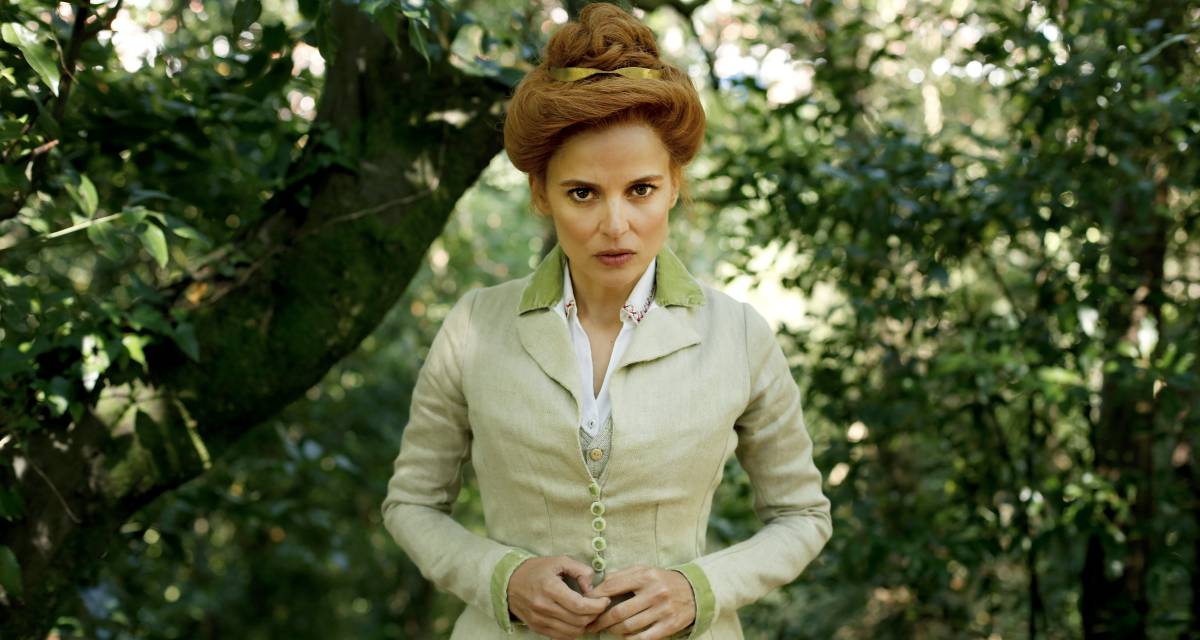 Elena Anaya: “El ‘star system’ no existe en España”