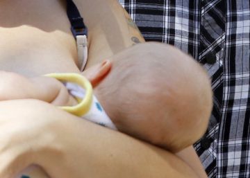 Los padres del reci&eacute;n nacido al que quieren llamar Lobo tras enterarse de que se tiene la intenci&oacute;n de admitir el nombre para el beb&eacute;.