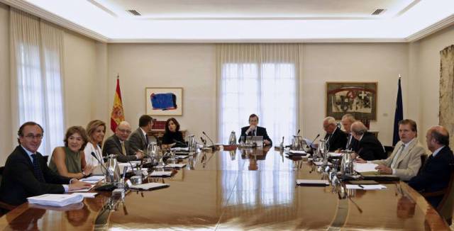 Rajoy preside el Consejo de Ministros.