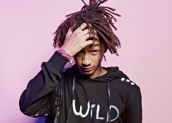 Jaden Smith quiere cambiar el mundo llevando falda