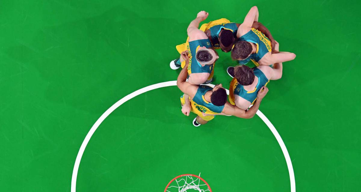 Miembros del equipo australiano durante el partido contra EE.UU.