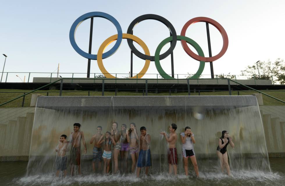 Río porta la antorcha de la inclusión racial