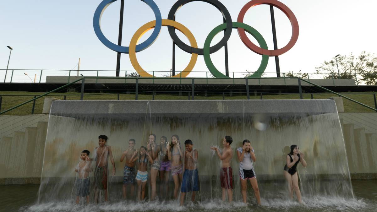 Río porta la antorcha de la inclusión racial