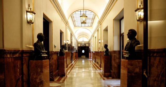El salón de pasos perdidos del Congreso.