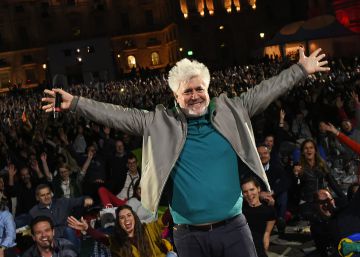 Carlos Saura, Almodóvar y el señor Mihura