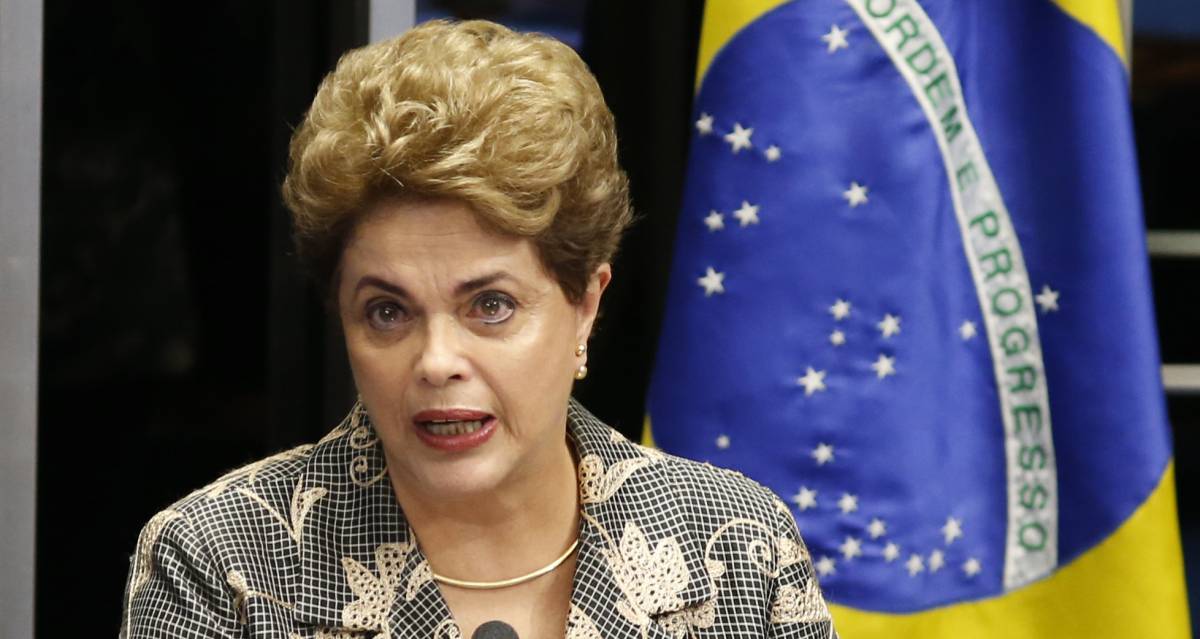 La presidenta suspendida de Brasil, Dilma Rousseff, presenta sus alegatos finales en el proceso que enfrenta en el Senado y que concluirá esta misma semana con una decisión sobre su eventual destitución, en Brasilia (Brasil).