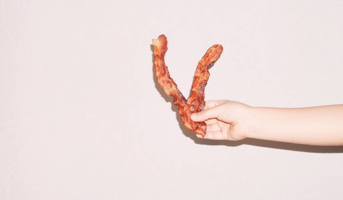 “Alabado sea el tocino”: una religión que congrega a 4.000 fieles con algo en común