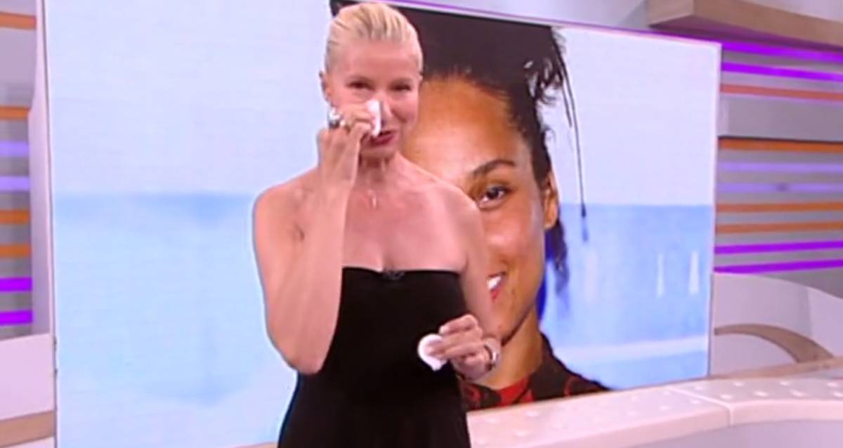 Fotograma del programa 'Coraz&oacute;n' con su presentadora, Anne Igartiburu. 