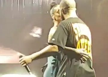 Rihanna y Drake, captados por el public&oacute;.