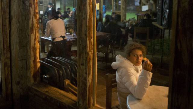 Mesa para uno: cómo superar el drama de comer solo