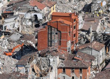 Casas destrozadas en Amatrice (Italia).