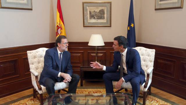 Rajoy y Sánchez, en su última reunión.