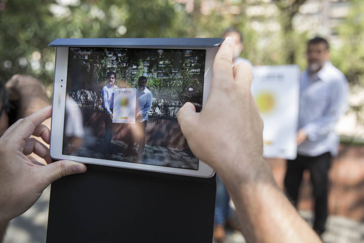 Jordi Sanchez, presidente de la Asamblea Nacional Catalana, y Jordi Cuixart, de Omnium Cultural, en la presentaci&oacute;n del cartel de la Diada.