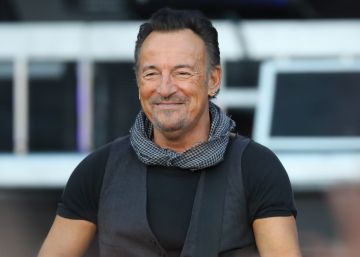 Bruce Springsteens actuando con la 'E Street Band', en Suecia, el pasado 25 de junio. 