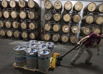 Una f&aacute;brica de cerveza de EE UU
