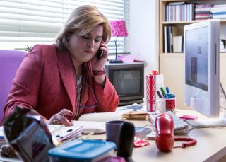 El hombre que da vida a Paquita Salas, el fenómeno televisivo